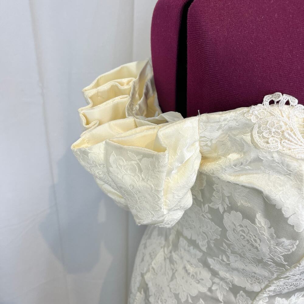 NWT Vintage LORALIE 16 Off Shoulder Floral Dress Prom Bridal Long Ivory Cream - Picture 5 of 10